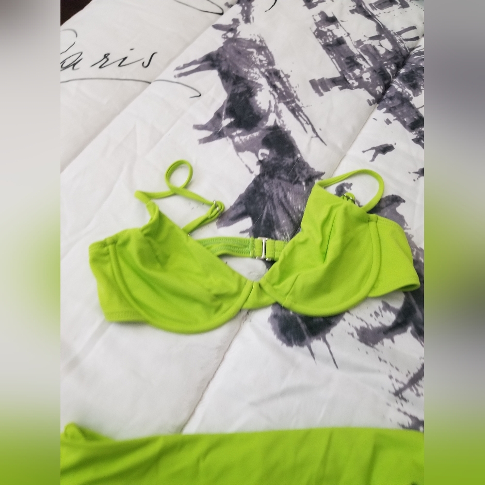 2 Piece Bikini Bathing Suit - Picture 6 of 8